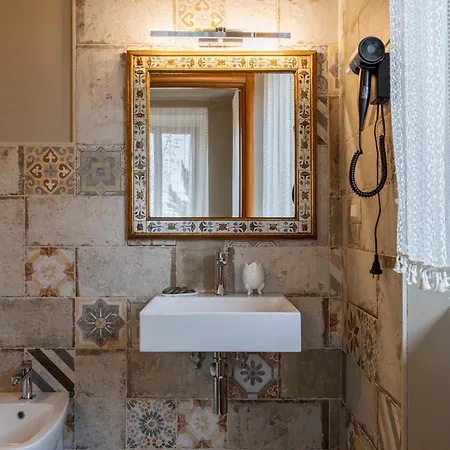 Casa Levi 3*